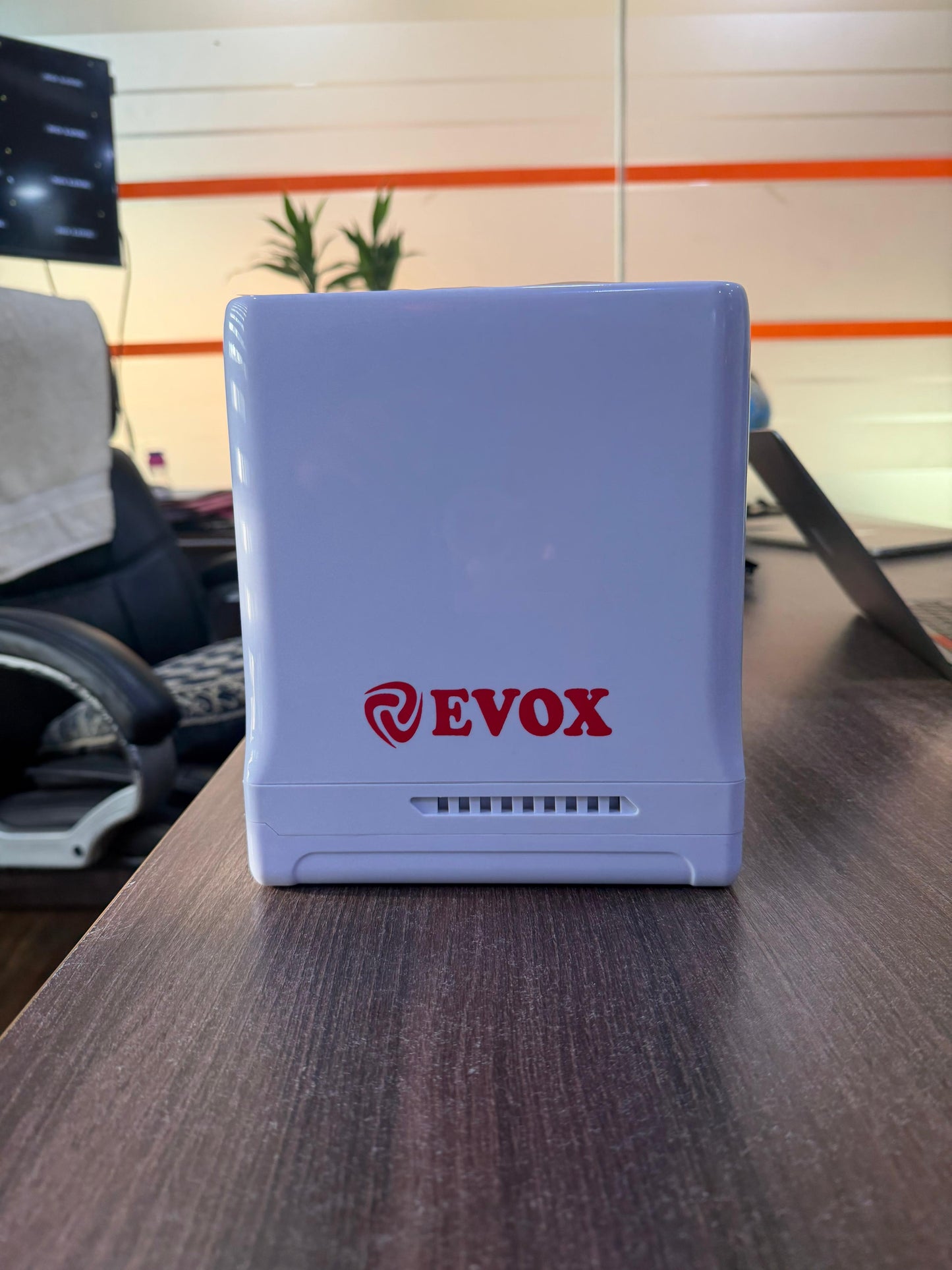 PORTABLE OXYGEN CONCENTRATOR